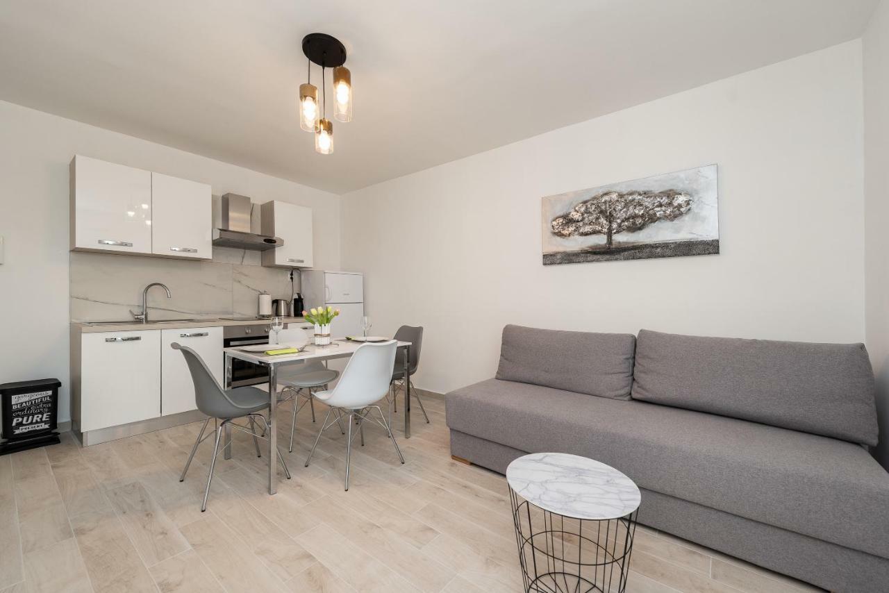 Ane Apartment Zadar