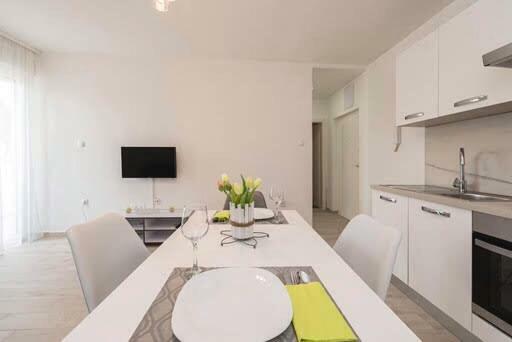 Ane Apartment Zadar